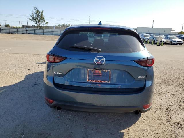 JM3KFABMXJ0388733 - 2018 MAZDA CX-5 SPORT BLUE photo 6