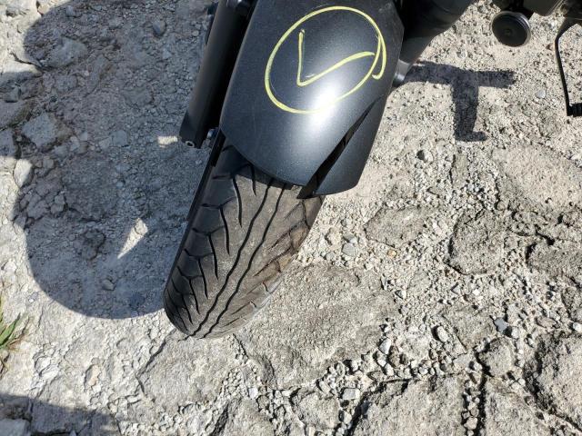 JKAENEC11PDA06849 - 2023 KAWASAKI EN650 C BLACK photo 9