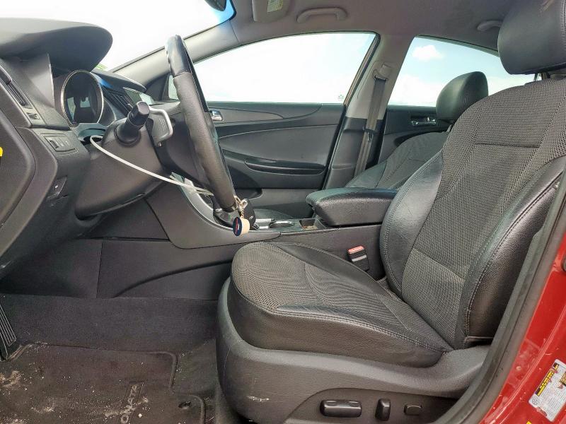 5NPEC4AC9BH291231 - 2011 HYUNDAI SONATA SE RED photo 7