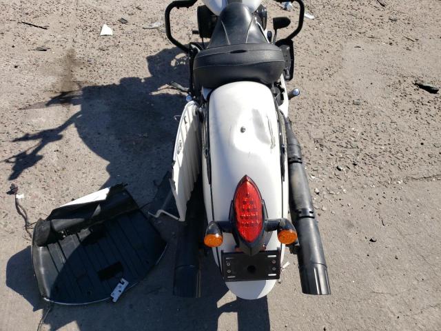 56KTHDAAXK3373031 - 2019 INDIAN MOTORCYCLE CO. SPRINGFIEL DARK HORSE WHITE photo 6