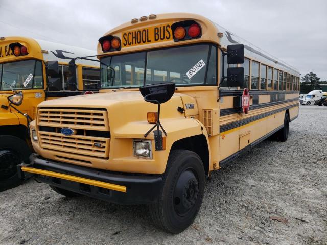 1FDXJ75CXPVA08574 - 1993 FORD BUS CHASSI B700F YELLOW photo 2