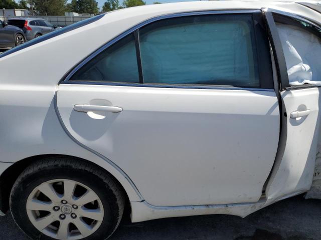 4T1BE46K79U919621 - 2009 TOYOTA CAMRY BASE WHITE photo 10