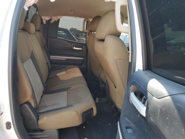 5TFRM5F18FX091754 - 2015 TOYOTA TUNDRA DOUBLE CAB SR/SR5 WHITE photo 10