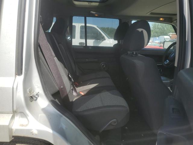 1J8HG48K19C517601 - 2009 JEEP COMMANDER SPORT Gümüş fotoğraf 11