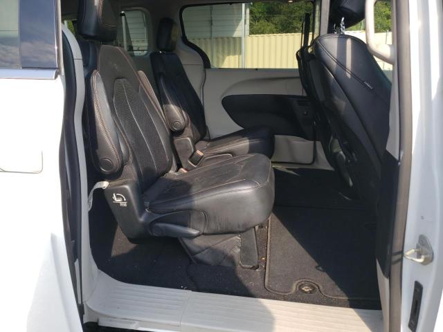 2C4RC1EG2JR174329 - 2018 CHRYSLER PACIFICA TOURING L PLUS WHITE photo 11