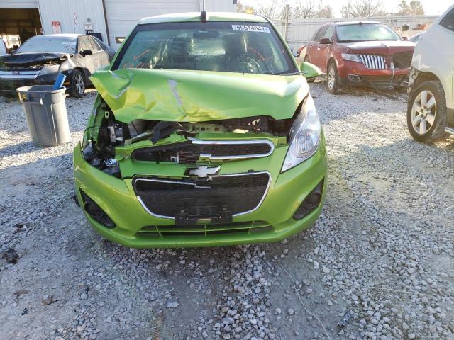 KL8CB6S9XFC749460 - 2015 CHEVROLET SPARK LS GREEN photo 9