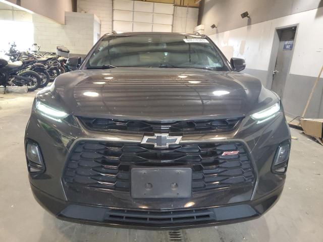 3GNKBERS3KS697445 - 2019 CHEVROLET BLAZER RS CHARCOAL photo 5