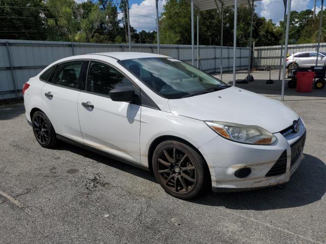 1FADP3E27DL175123 - 2013 FORD FOCUS S WHITE photo 4