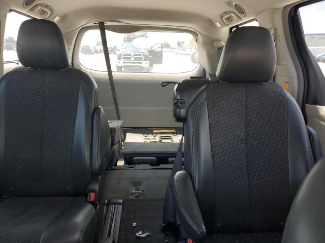 5TDXK3DC2CS179044 - 2012 TOYOTA SIENNA SPORT SILVER photo 10