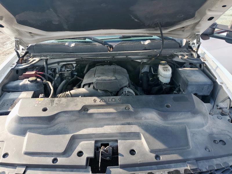 1GC2CVCG3DZ124187 - 2013 CHEVROLET SILVERADO C2500 HEAVY DUTY WHITE photo 11