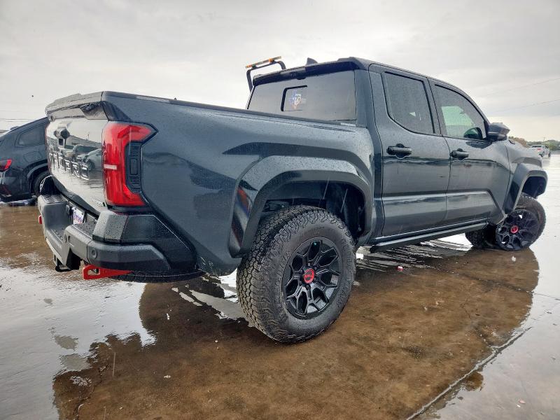 3TYLC5LN0ST028247 - 2025 TOYOTA TACOMA DOUBLE CAB فحمي صورة 3
