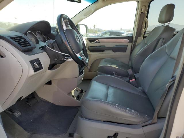 2C4RVABG4CR391026 - 2012 VOLKSWAGEN ROUTAN SE WHITE photo 7