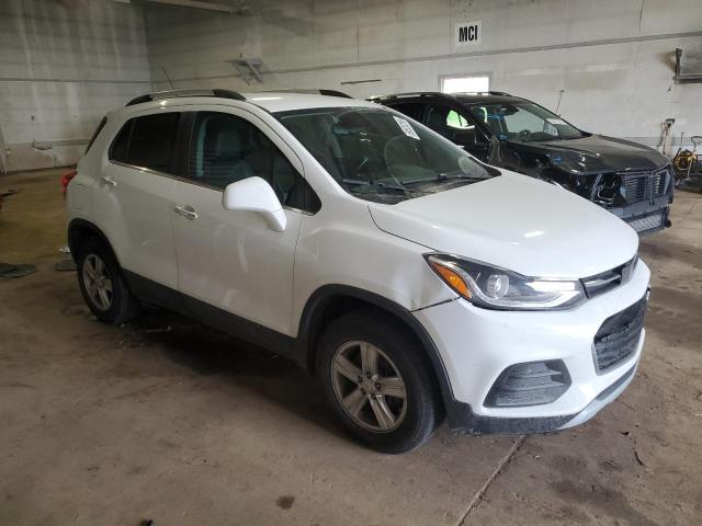 KL7CJPSB9KB858427 - 2019 CHEVROLET TRAX 1LT WHITE photo 4