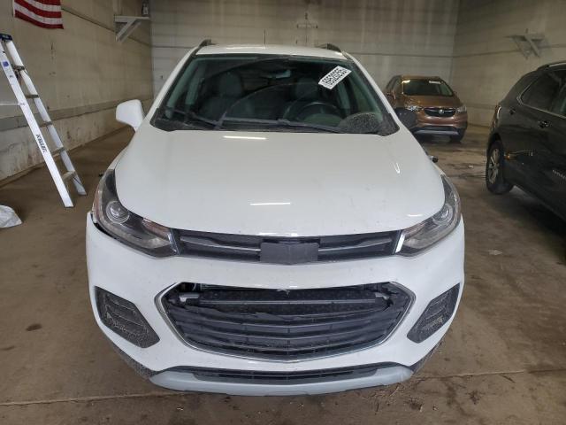 KL7CJPSB9KB858427 - 2019 CHEVROLET TRAX 1LT WHITE photo 5