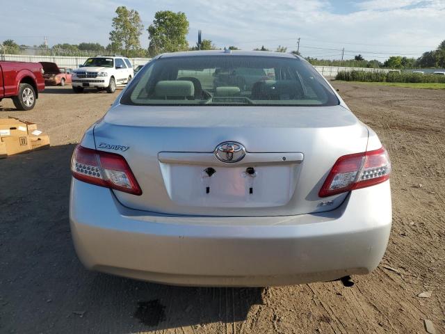 4T4BF3EK6BR193951 - 2011 TOYOTA CAMRY BASE SILVER photo 6