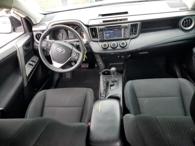 2T3ZFREV4HW375217 - 2017 TOYOTA RAV4 LE 灰色 照片 8