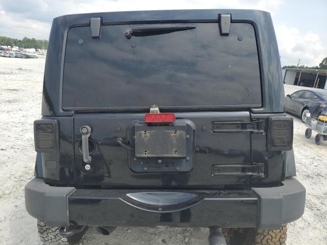 1C4HJWEG8CL263736 - 2012 JEEP WRANGLER U SAHARA Qara foto 6