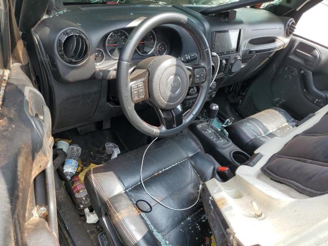 1C4HJWEG8CL263736 - 2012 JEEP WRANGLER U SAHARA Qara foto 8