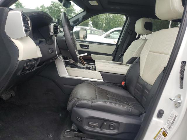 7SVAAABA7PX016524 - 2023 TOYOTA SEQUOIA SR5 WHITE photo 7