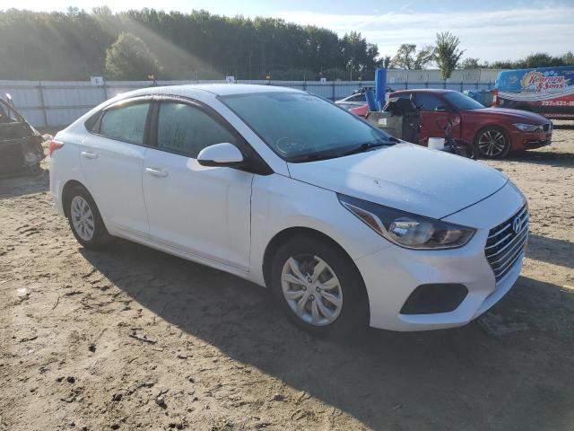 3KPC24A65ME131164 - 2021 HYUNDAI ACCENT SE WHITE photo 4