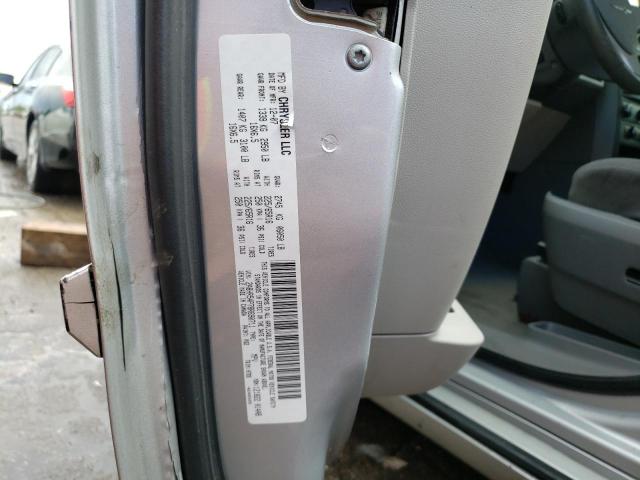 2A8HR54P78R690711 - 2008 CHRYSLER TOWN & COU TOURING SILVER photo 13