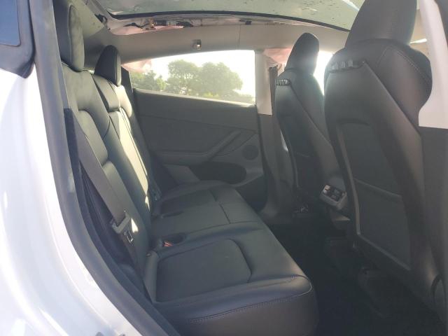 7SAYGDED5RF123120 - 2024 TESLA MODEL Y WHITE photo 11