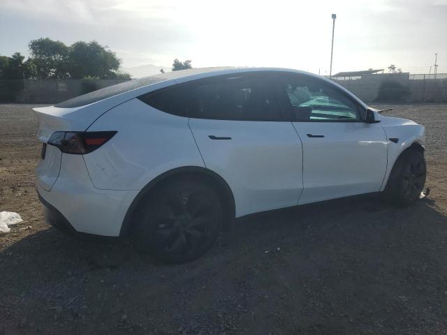 7SAYGDED5RF123120 - 2024 TESLA MODEL Y WHITE photo 3