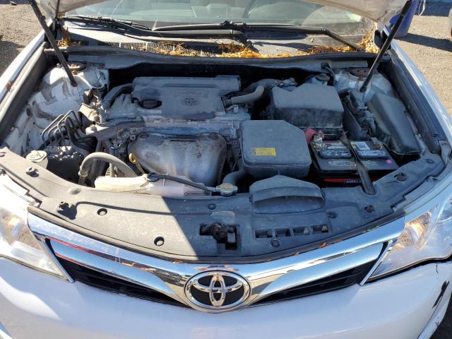 4T1BF1FK7CU573587 - 2012 TOYOTA CAMRY BASE WHITE photo 11