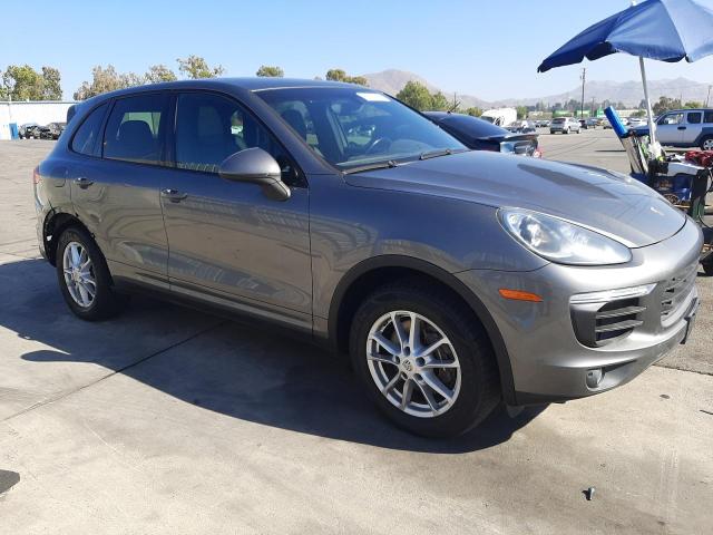 WP1AA2A27GLA10299 - 2016 PORSCHE CAYENNE GRAY photo 4