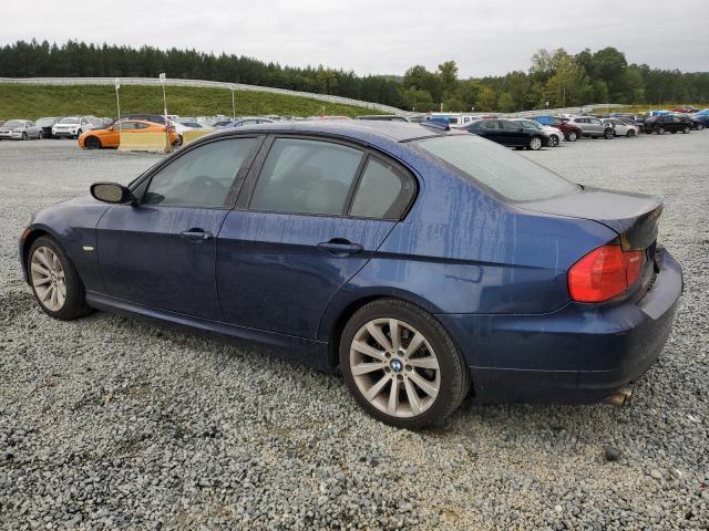 WBAPH7C58BE680630 - 2011 BMW 328 I BLUE photo 2