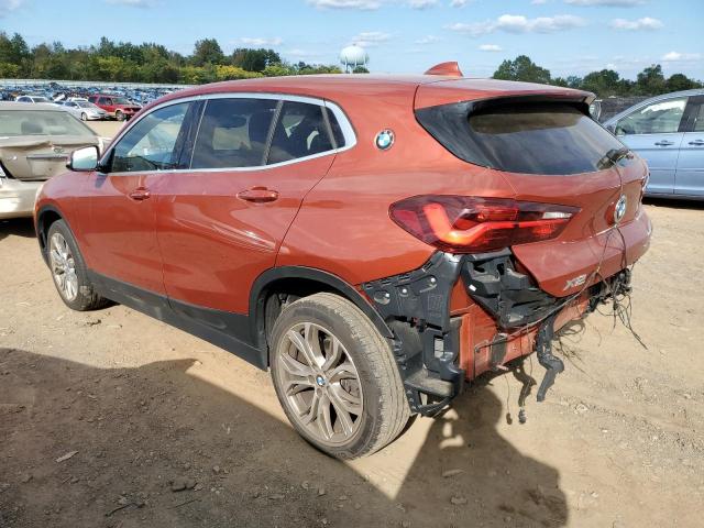 WBXYJ1C08M5T10118 - 2021 BMW X2 XDRIVE28I ORANGE photo 2