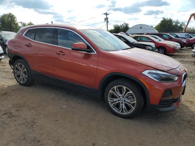 WBXYJ1C08M5T10118 - 2021 BMW X2 XDRIVE28I ORANGE photo 4