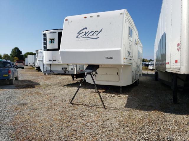 4DLRV282711002842 - 2001 EXEC 5TH WHEEL WHITE photo 2