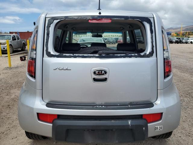 KNDJT2A2XA7703573 - 2010 KIA SOUL + SILVER photo 6