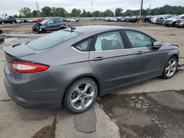 3FA6P0H75DR384117 - 2013 FORD FUSION SE GRAY photo 3