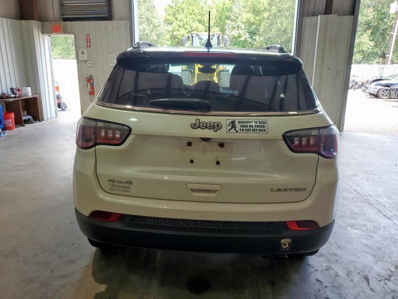 3C4NJDCB9JT283252 - 2018 JEEP COMPASS LIMITED Weiß Foto 6
