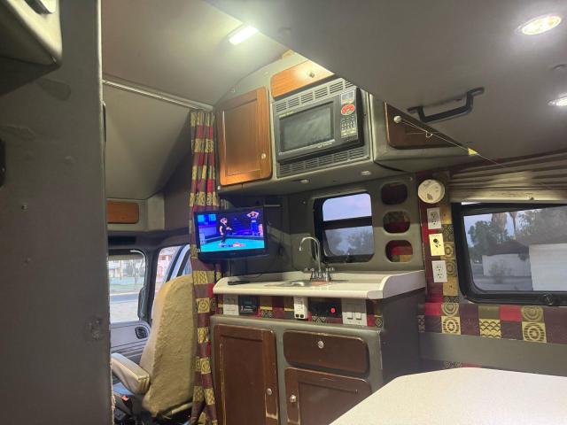 1FVACXBS9CHBR5497 - 2012 FREIGHTLINER M2 106 MEDIUM DUTY WHITE photo 11