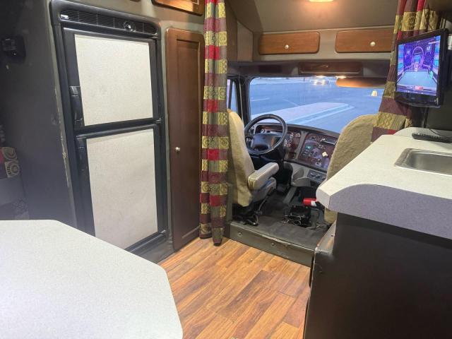 1FVACXBS9CHBR5497 - 2012 FREIGHTLINER M2 106 MEDIUM DUTY WHITE photo 13