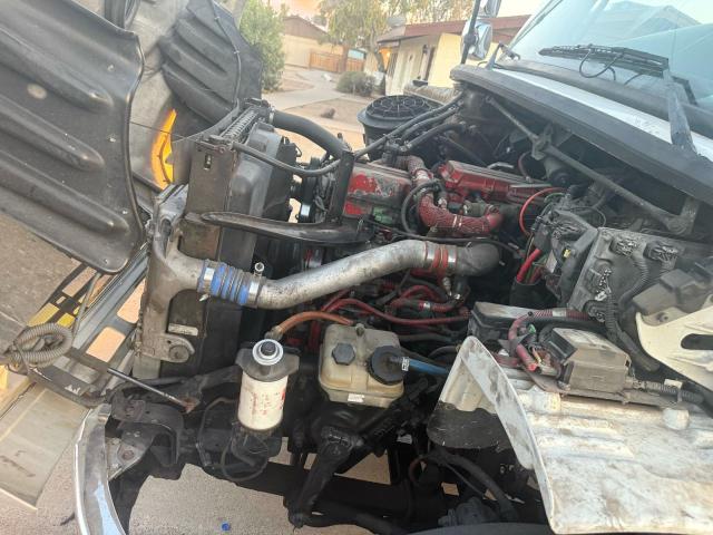 1FVACXBS9CHBR5497 - 2012 FREIGHTLINER M2 106 MEDIUM DUTY WHITE photo 7