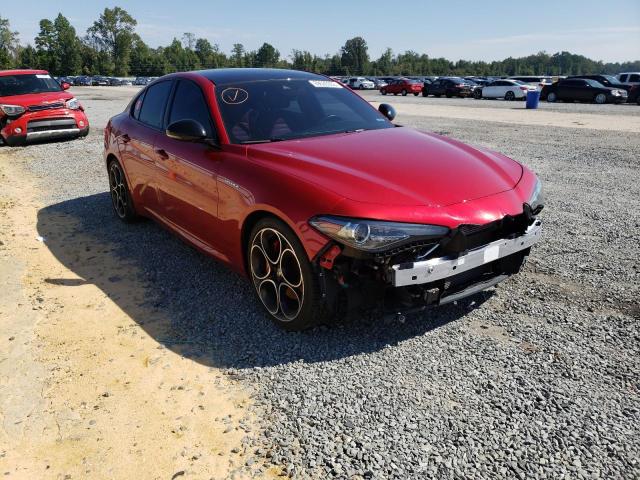 ZARFAMBN0N7661524 - 2022 ALFA ROMEO GIULIA SUPER RED photo 4