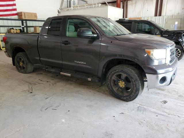 5TFUM5F16BX019438 - 2011 TOYOTA TUNDRA DOUBLE CAB SR5 GRAY photo 4