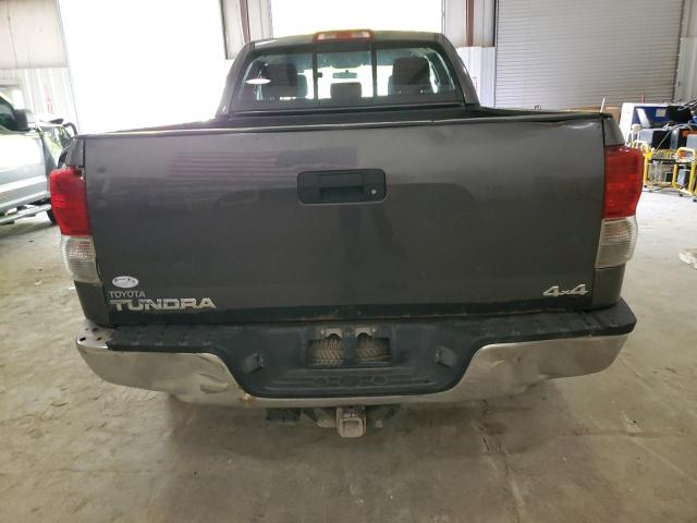5TFUM5F16BX019438 - 2011 TOYOTA TUNDRA DOUBLE CAB SR5 GRAY photo 6
