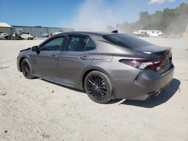 4T1K61AKXMU544254 - 2021 TOYOTA CAMRY XSE GRAY photo 2