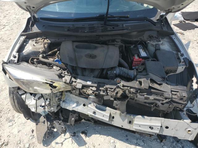 3MYDLBYV5KY524212 - 2019 TOYOTA YARIS L SILVER photo 11