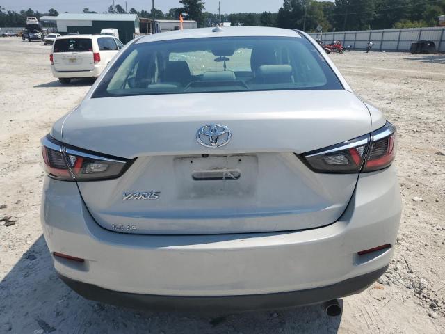 3MYDLBYV5KY524212 - 2019 TOYOTA YARIS L SILVER photo 6