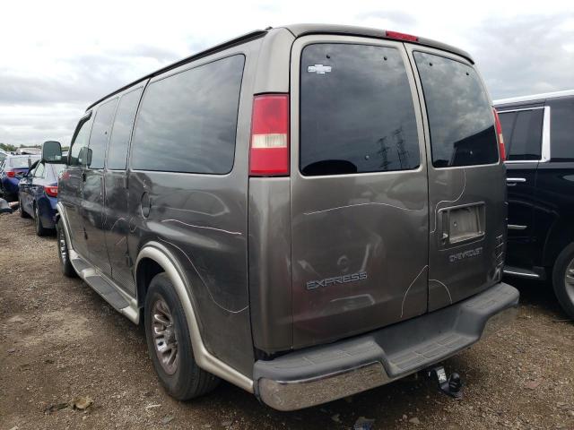 1GBFG15T271198815 - 2007 CHEVROLET EXPRESS G1 GRAY photo 2