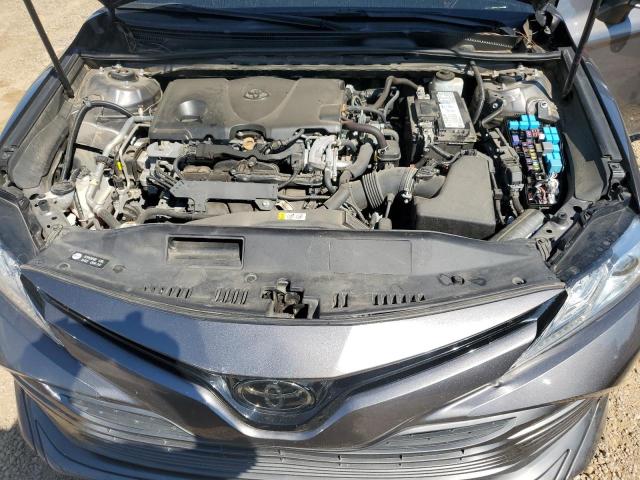 4T1F11AK4LU996120 - 2020 TOYOTA CAMRY XLE GRAY photo 11