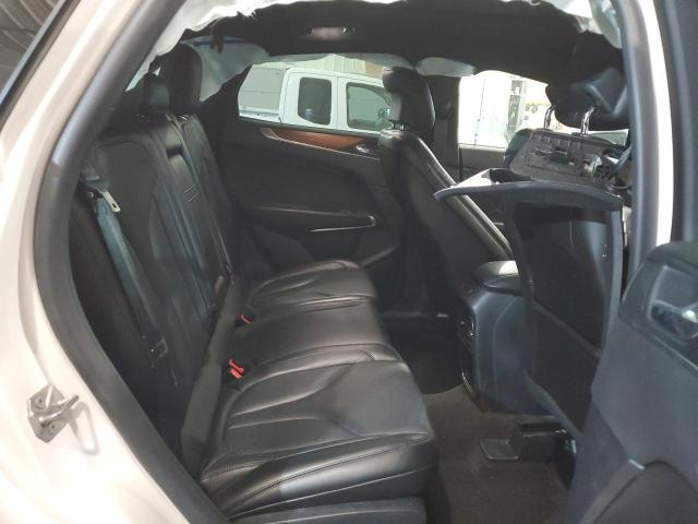 5LMTJ3DHXKUL45438 - 2019 LINCOLN MKC RESERVE WHITE photo 11