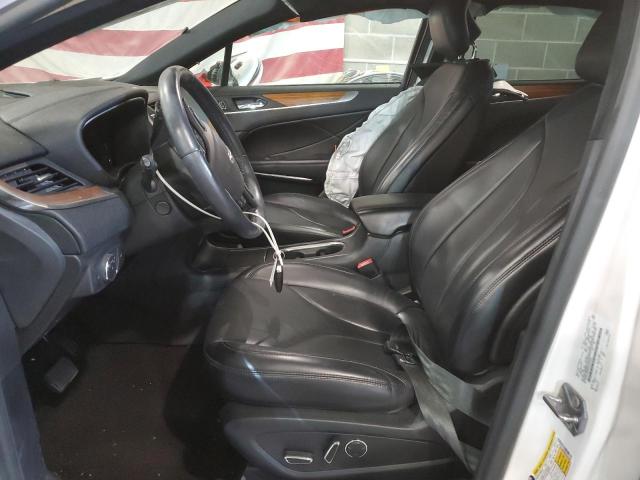 5LMTJ3DHXKUL45438 - 2019 LINCOLN MKC RESERVE WHITE photo 7