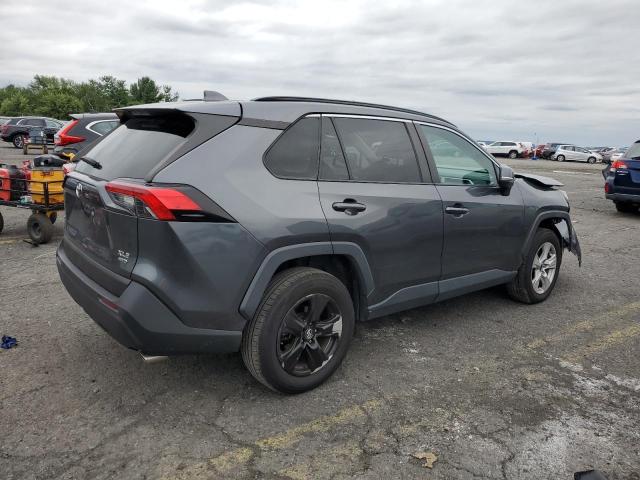 2T3P1RFV2MC157406 - 2021 TOYOTA RAV4 XLE GRAY photo 3